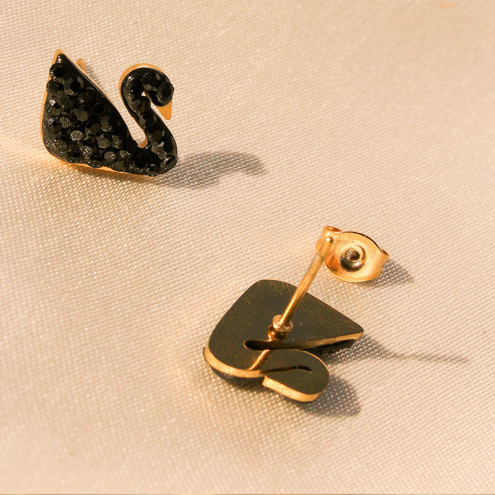 Korean Black sawan minimal earring