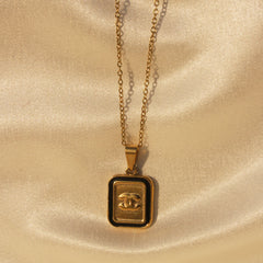 Chanel Essence